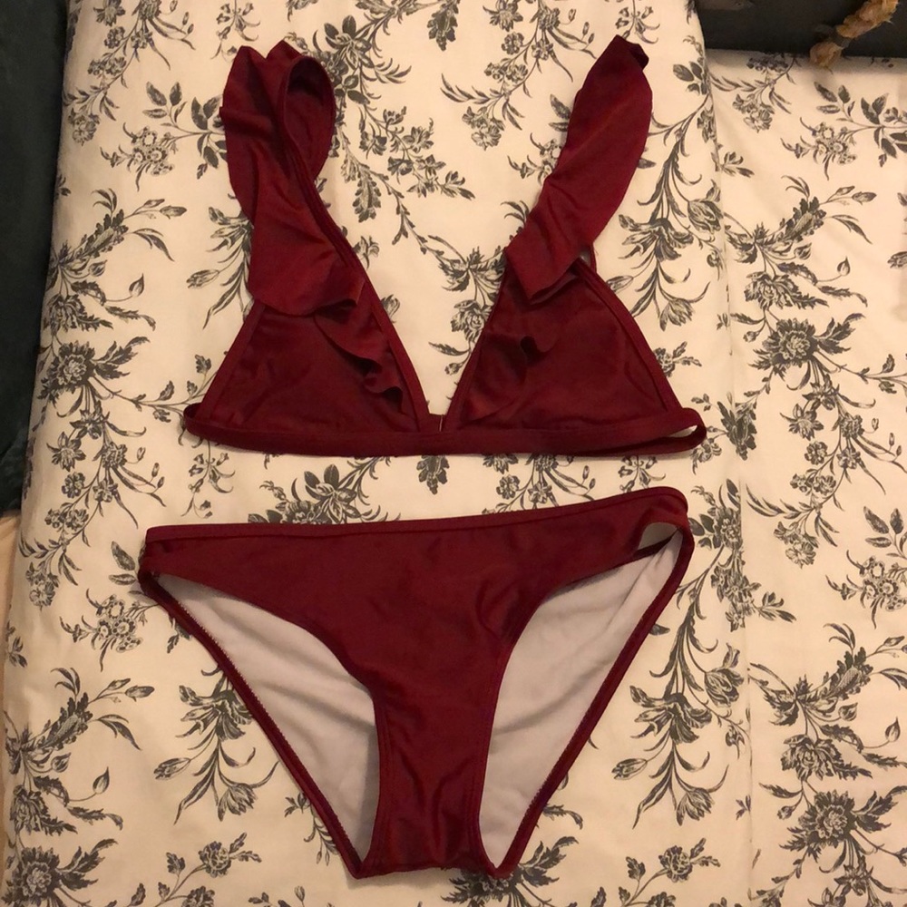Ruffle bikini